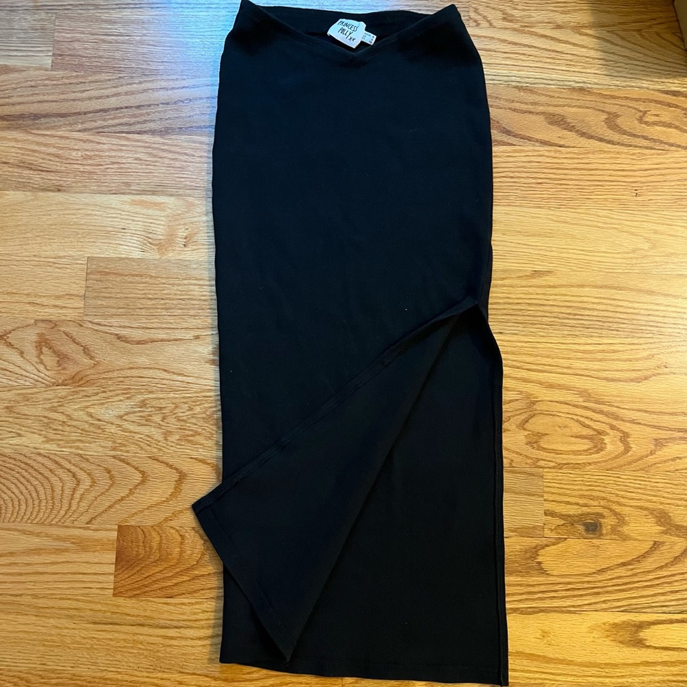 Princess Polly black ribbed midi skirt with slit size 4